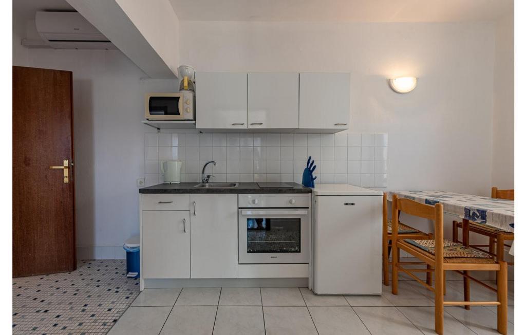 Apartment Neven Привлака Екстер'єр фото